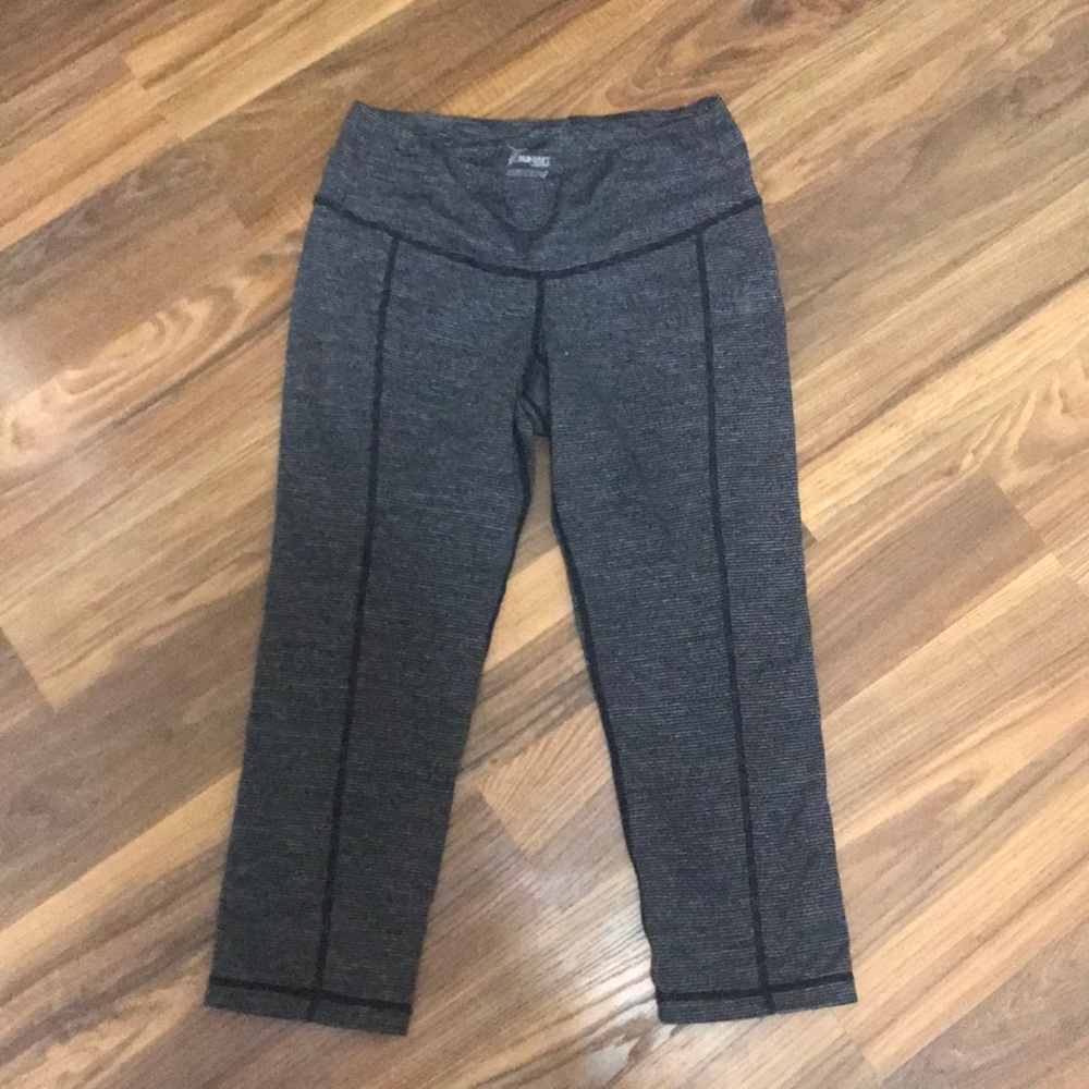 Old navy crop tights